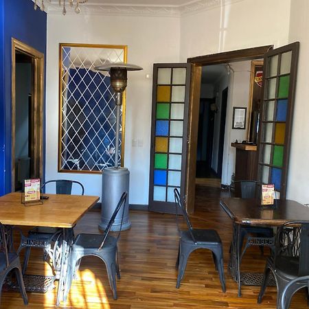 Hostal El Raco Santiago Exterior photo